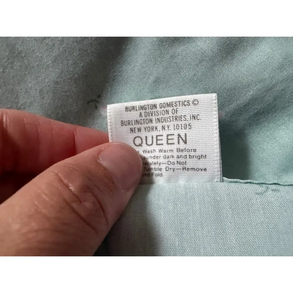Vintage 1990's Queen size floral flat sheet